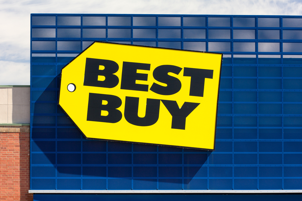 RICHFIELD, MN/USA - JUNE 21, 2014: Best Buy store front. Best Buy is an American multinational consumer electronics corporation operating in the USA, Puerto Rico, Mexico, Canada, and China.